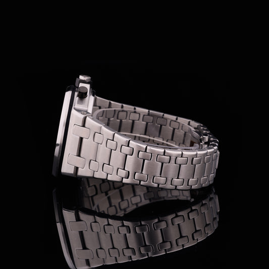 Luxury Silver Classic Date Watch with Elegant Roman Dial, Premium Stainless Steel Bracelet - View 3