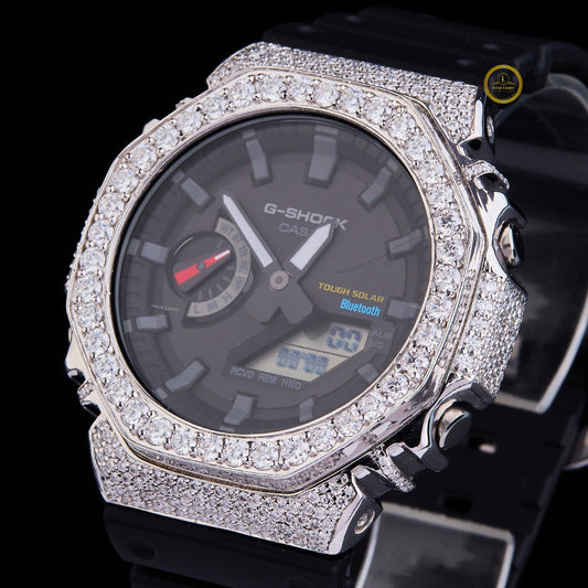 Opulent Men’s Diamond Encrusted Timepiece Showcasing Timeless Elegance by Ivevar