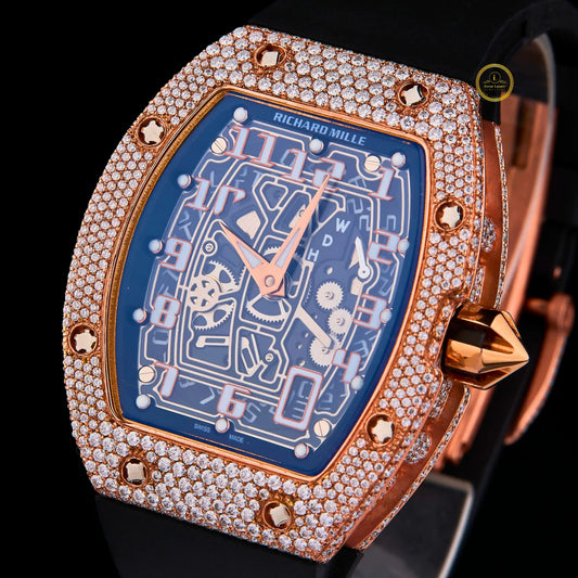 Luxury watch with rose gold 