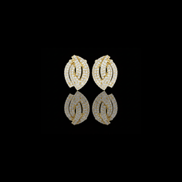 Luxurious Pavé Leaf Round Lab Diamond Stud Earrings with Sculpted Brilliance