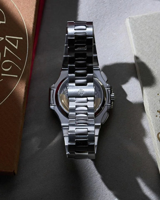 Designed for those who appreciate timeless craftsmanship and bold elegance, this stunning blue-dial