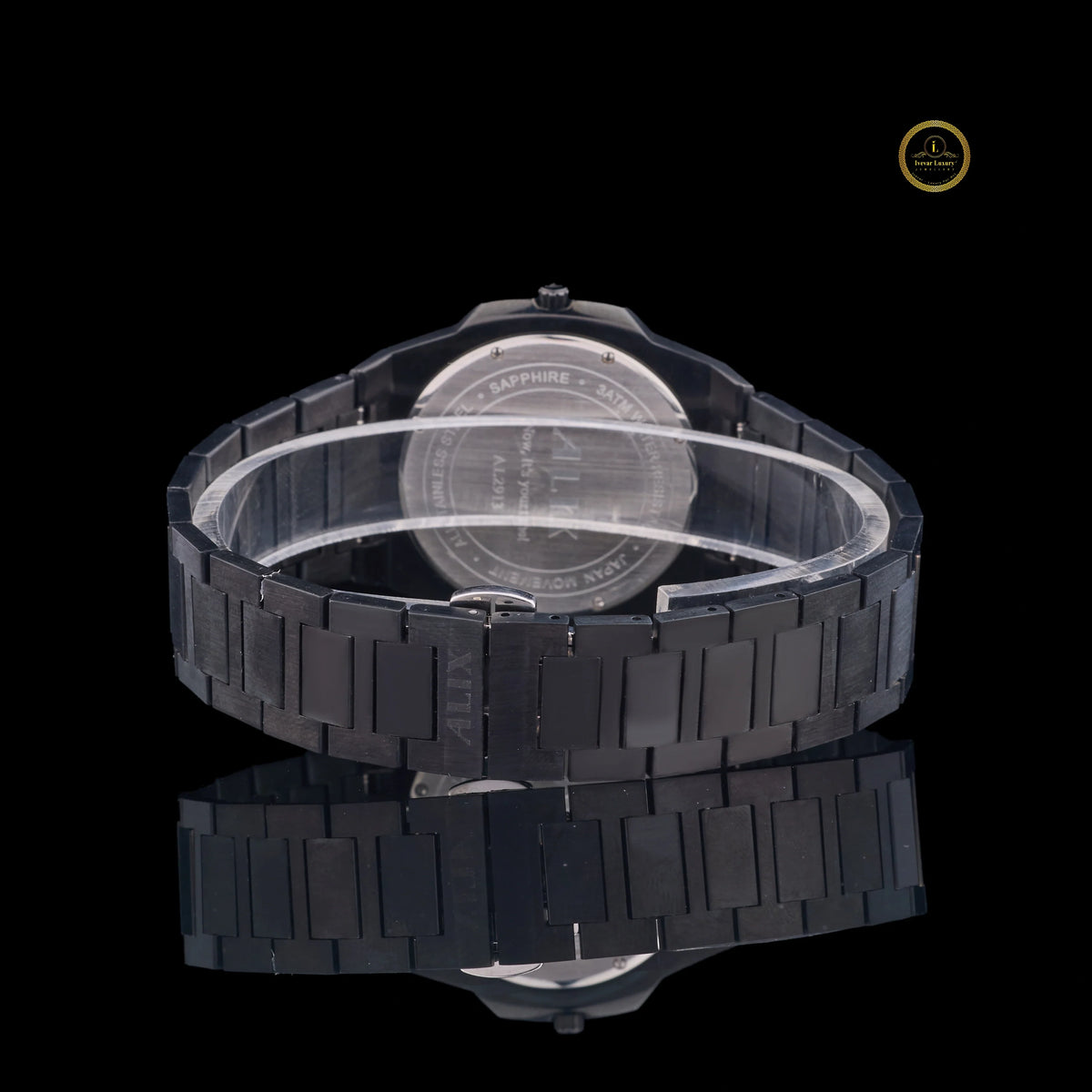 Black Diamond Bezel Minimalist Men's Metal Bracelet Watch - View 4