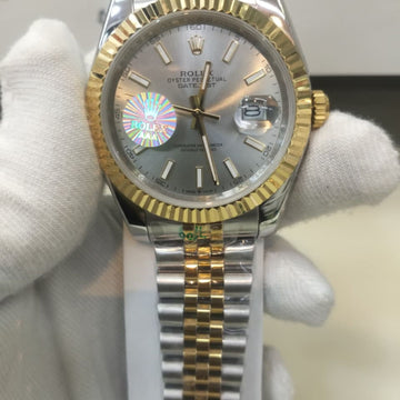 Luxury Diamond Timepiece for Men  Redefining Elegance, Prestige  Modern Style  By Ivevar
