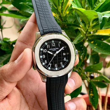 Premium Men's Wrist Watch  Luxury Timepiece with Elegant Modern Design  By Ivevar
