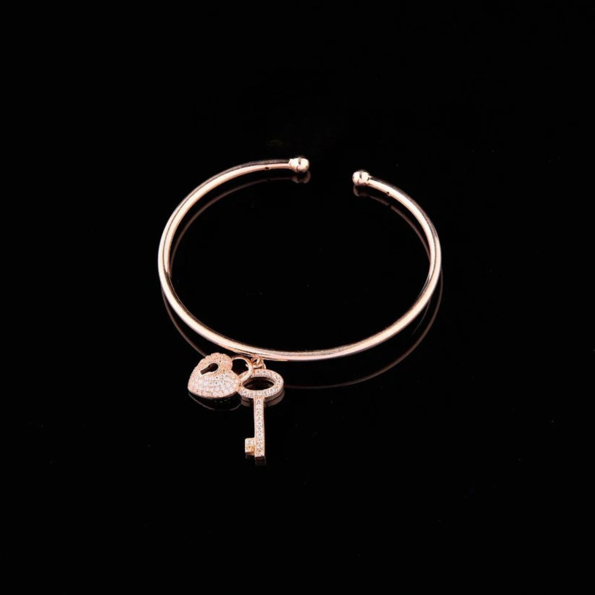 Round Moissanite Diamond Heart Lock Key Charms Open Torque Bangle Bracelet