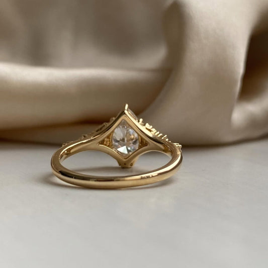 Pear Cut Moissanite Diamond Vintage Ring For Women - View 2