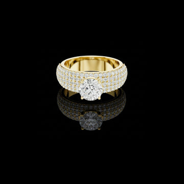 Sparkling Round Cut Moissanite Diamond Wedding Ring For Women