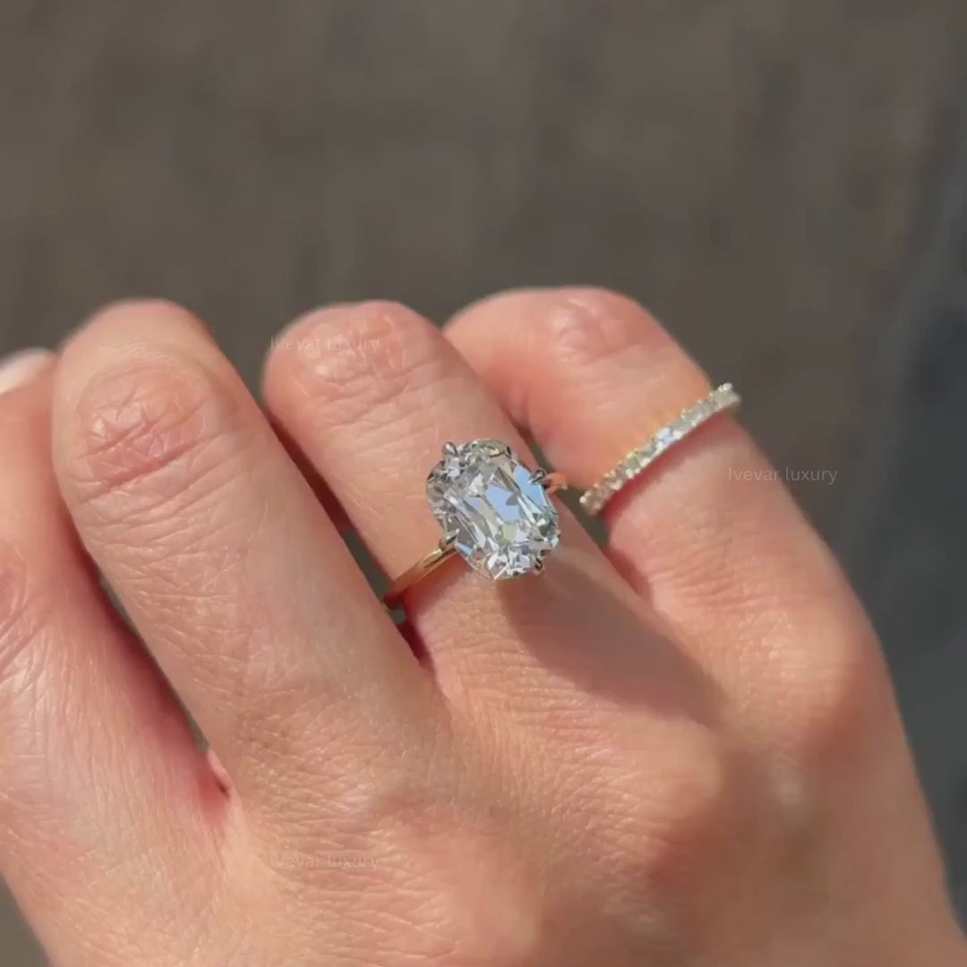Elegant Cushion Cut Moissanite Diamond Solitaire Engagement Ring