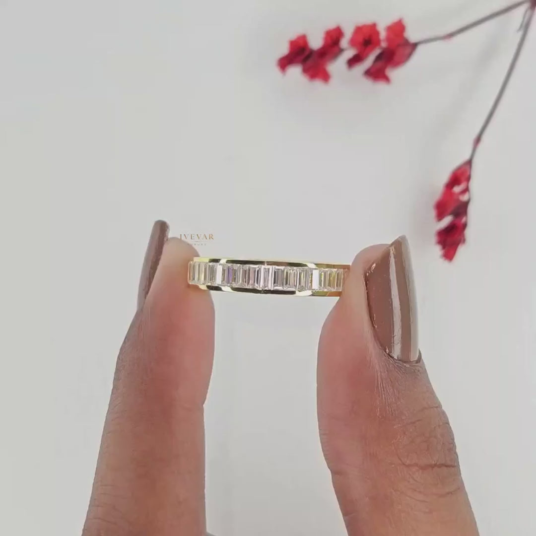 Modern Baguette Cut Moissanite Diamond Eternity Band in Gold